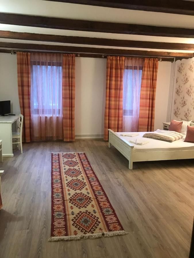 Гостевой дом Hanul Vestem Сибиу-5