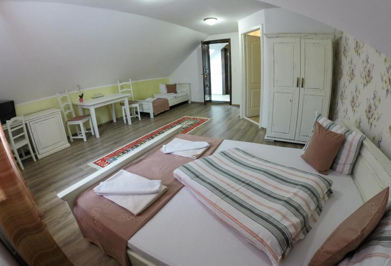 Гостевой дом Hanul Vestem Сибиу-6